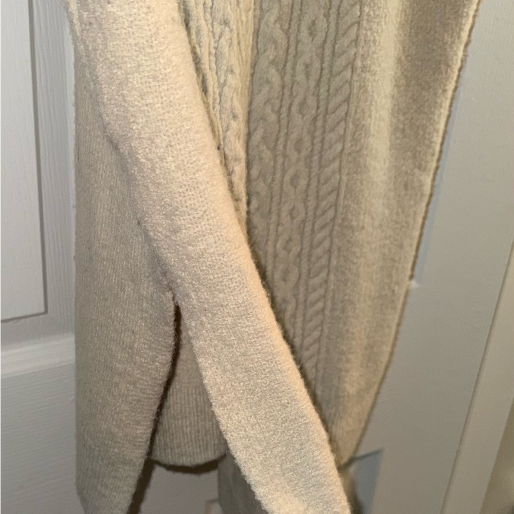 LOFT Cream Sleeveless Cable Knit‎ Top - Picture 7 of 8